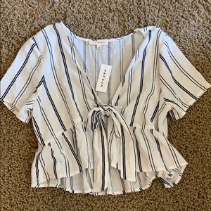 BRAND NEW PAC SUN TOP NEVER WORN